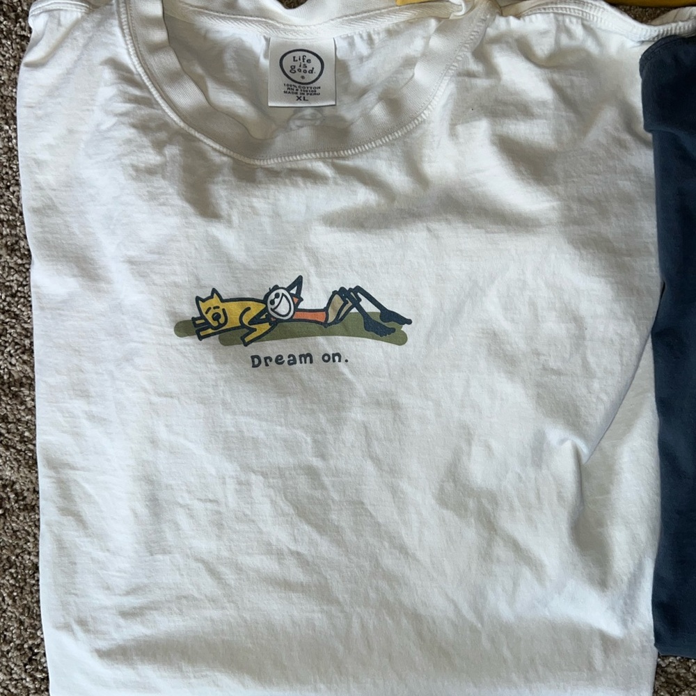 Lot Of 3 Men’s Life Is Good Short Sleeve T- Shirts Crewneck Style Size XL/L - Picture 10 of 10